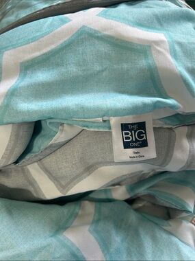 The Big One Twin Comforter Cover - Aqua & Gray Geometric